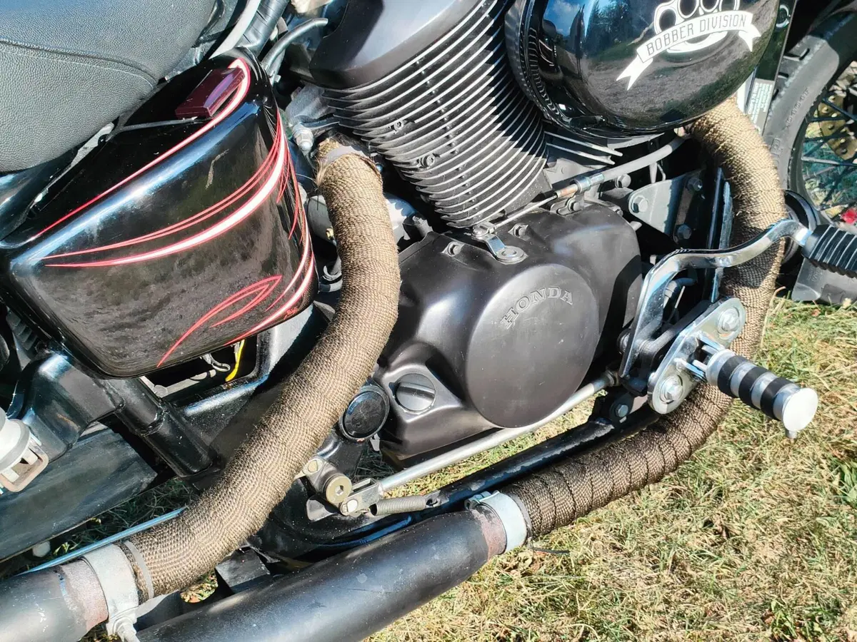 Honda VT 750 C Shadow Monotone (1997 - 01) (7)