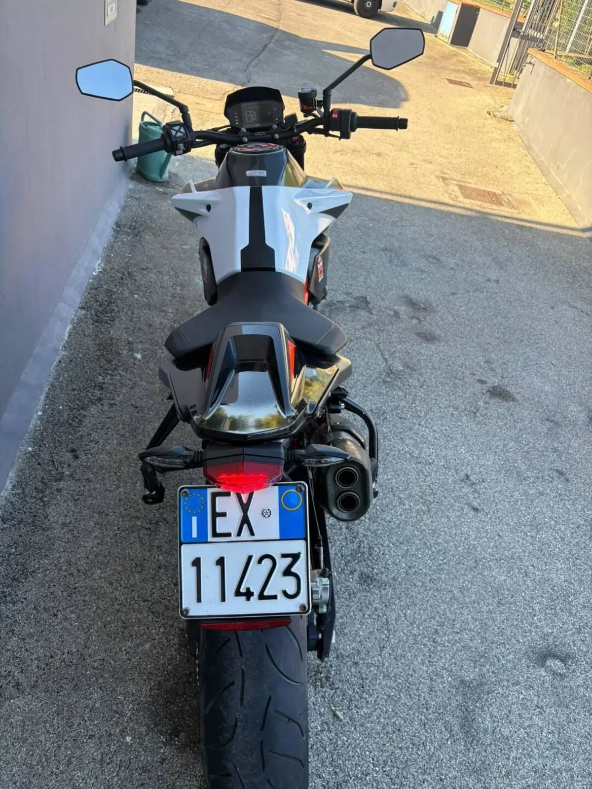KTM 890 Duke R (2021 - 23) (4)