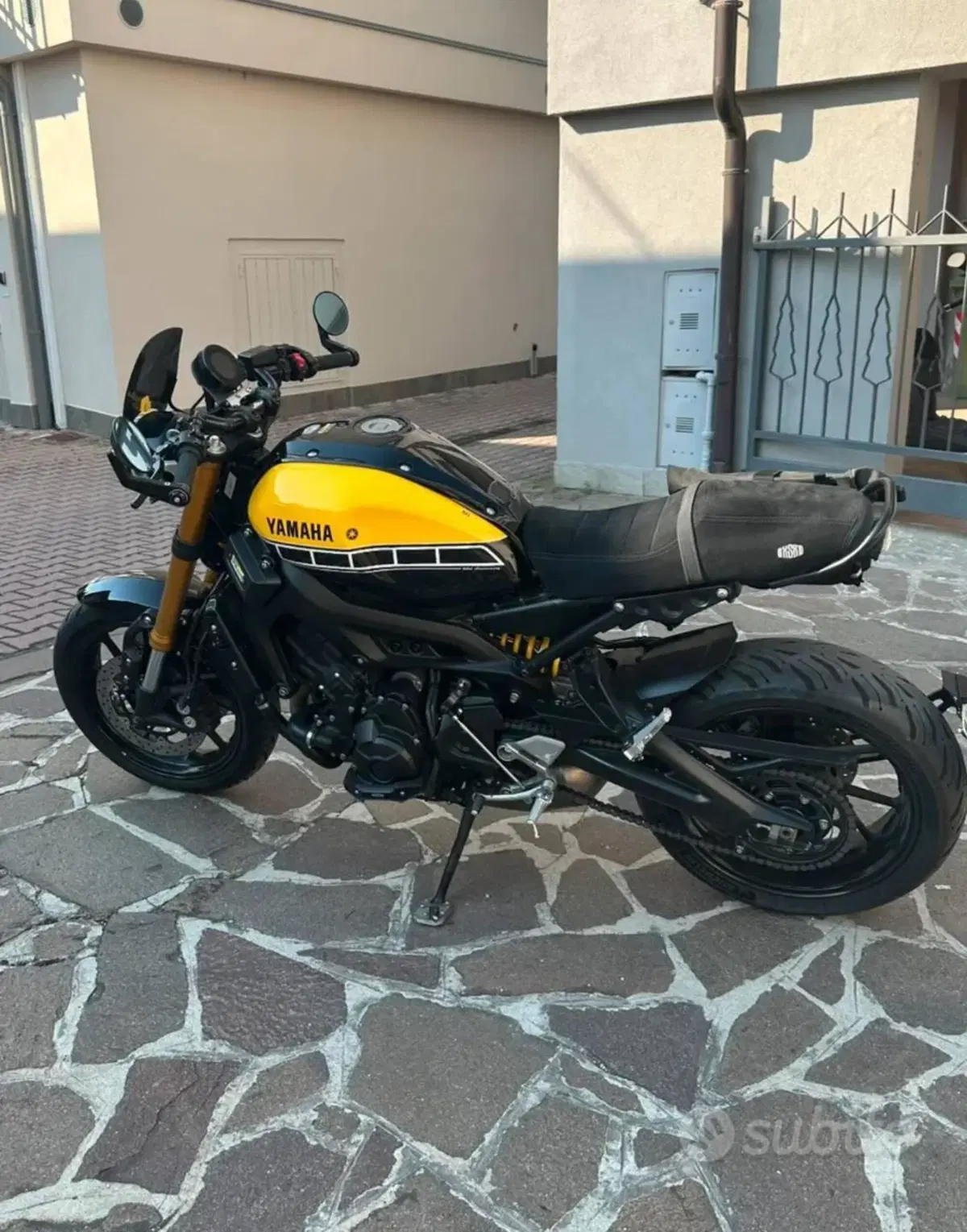 Yamaha XSR 900 ABS 60th Anniversary (2016 - 18) (2)