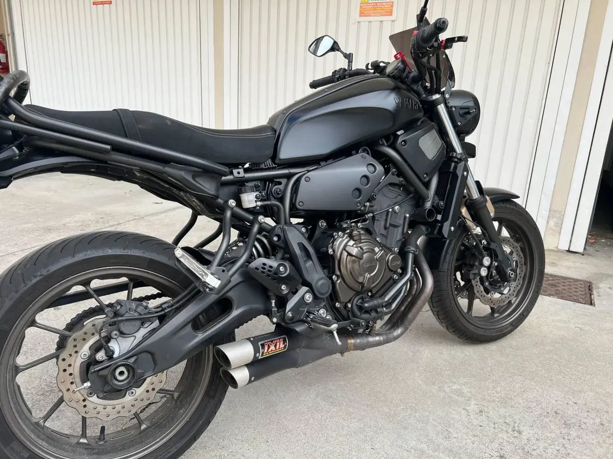 Yamaha XSR 700 ABS (2016 - 20) (5)