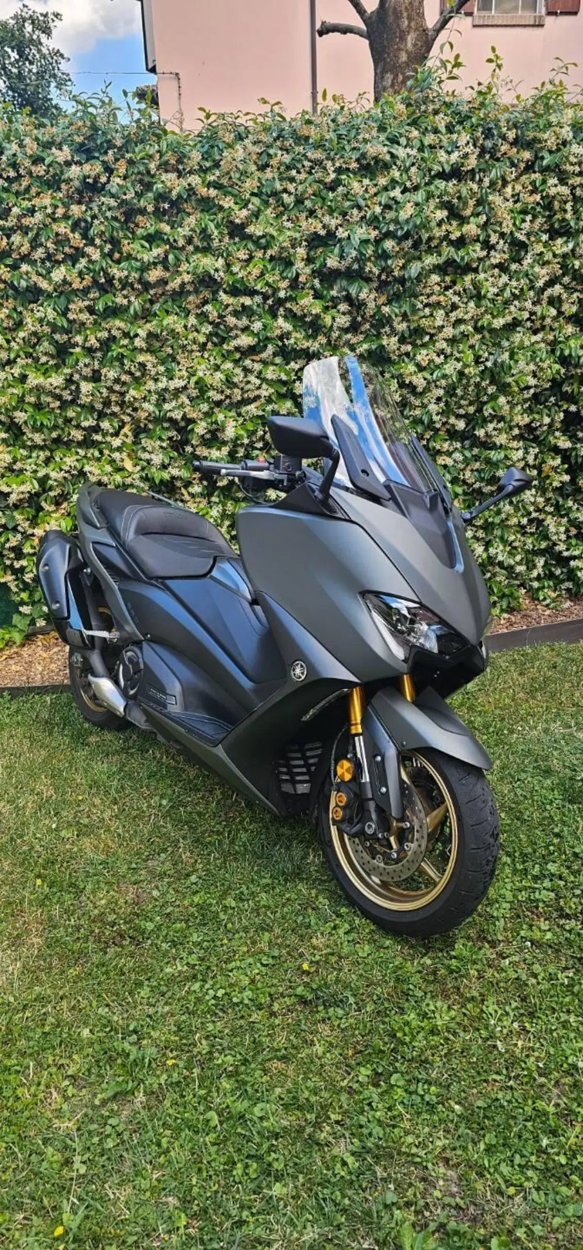Yamaha T-Max 560 Tech Max (2021) (3)