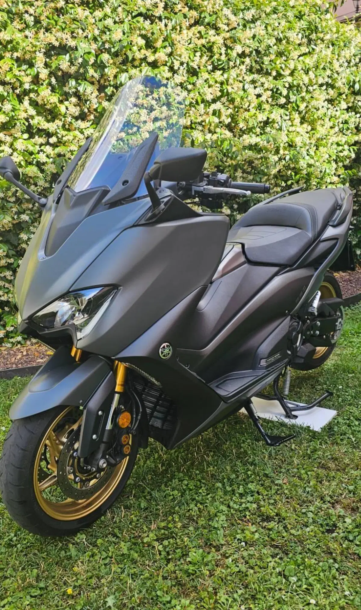 Yamaha T-Max 560 Tech Max (2021) (5)