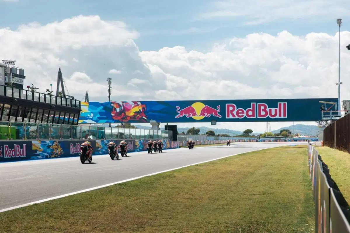 Misano da record: 184mila al GP San Marino tra gare, musica e show (11)