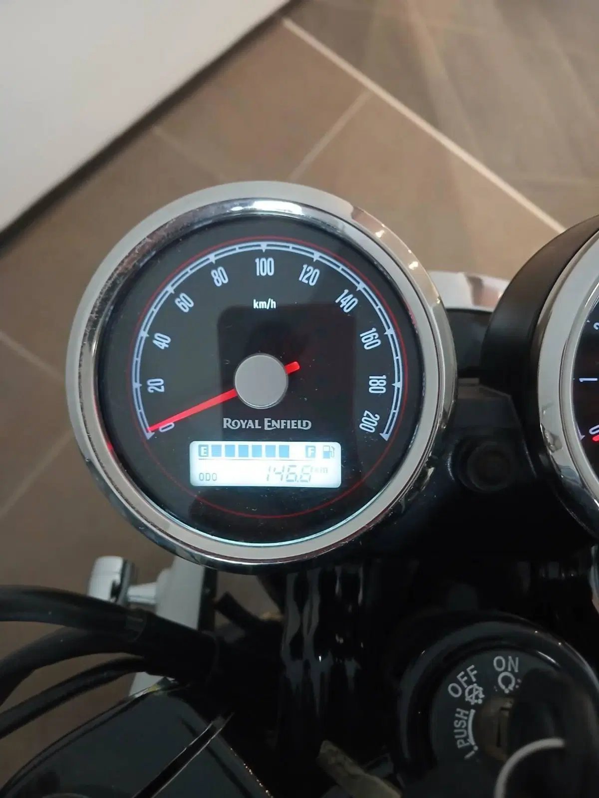 Royal Enfield Continental GT 650 (2021 - 26) (8)