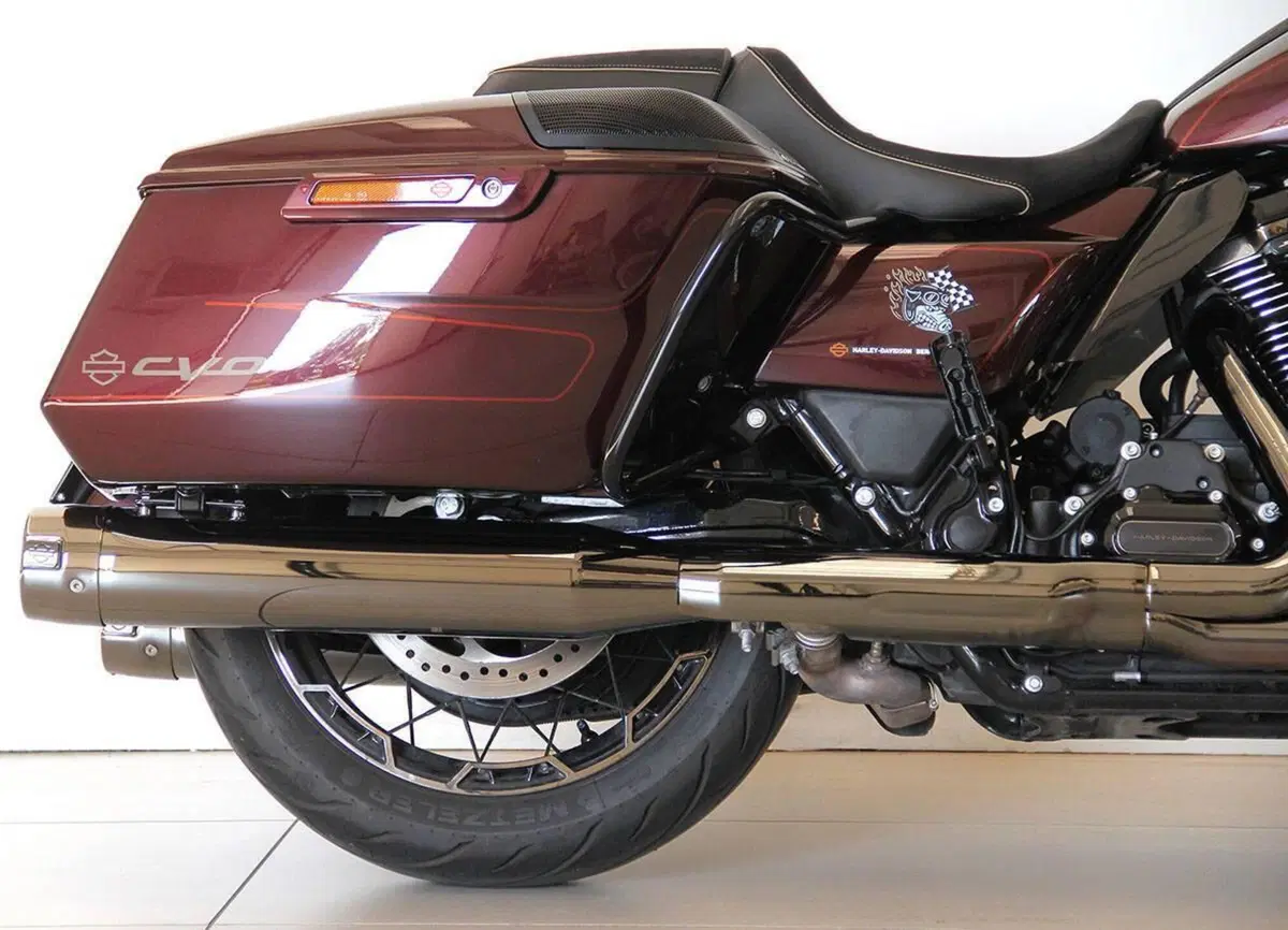 Harley-Davidson CVO Street Glide (2024) (4)