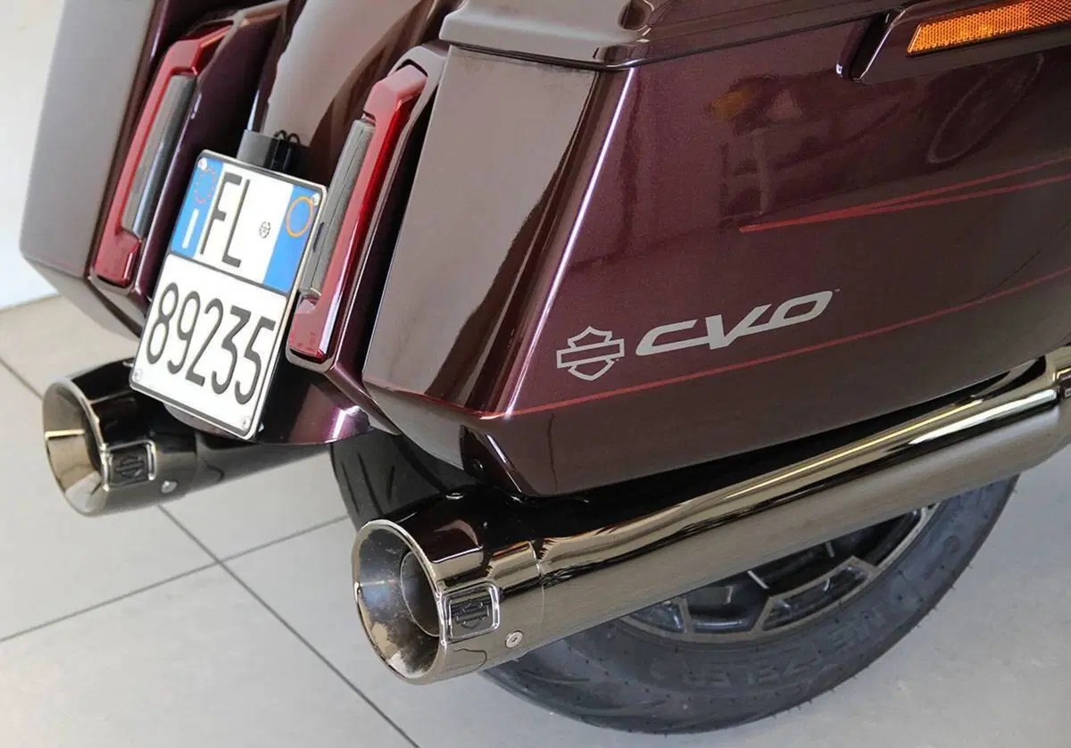 Harley-Davidson CVO Street Glide (2024) (6)