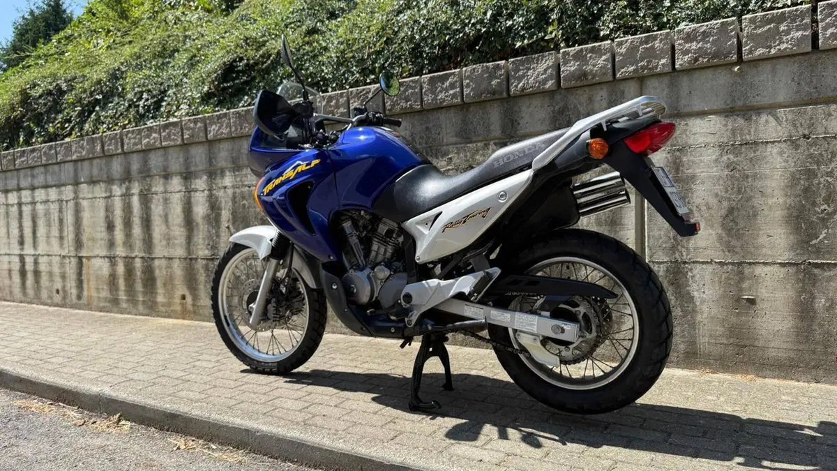 Honda Transalp XL 650V (2005 - 06) (5)