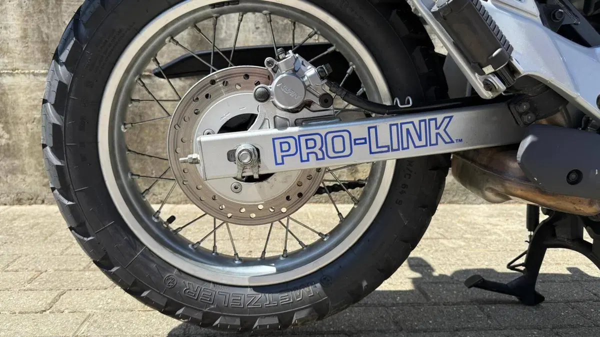 Honda Transalp XL 650V (2005 - 06) (12)