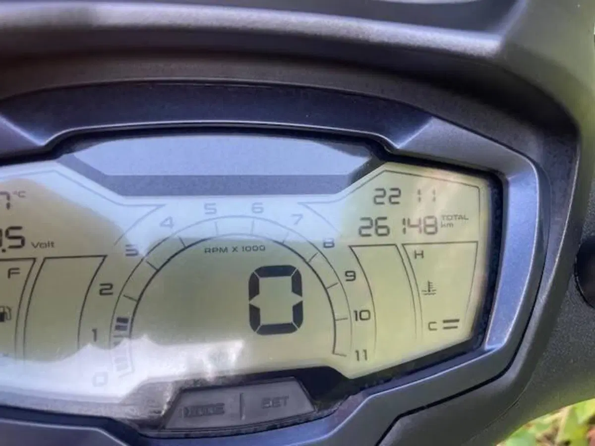 Piaggio Beverly 300 S ABS-ASR (2021 - 25) (2)