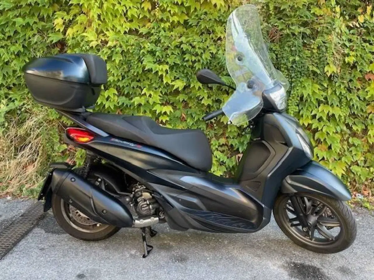 Piaggio Beverly 300 S ABS-ASR (2021 - 25) (4)
