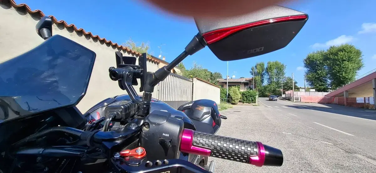 Kawasaki Z 900 SE (2022 - 24) (11)
