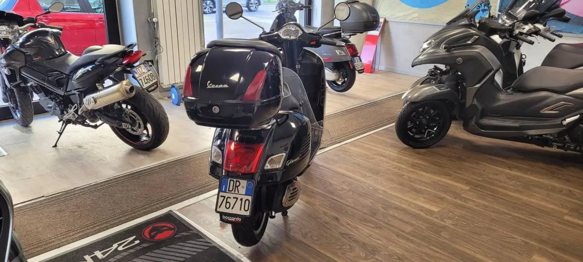 Vespa GTS 300 Super (2008 - 16) (4)