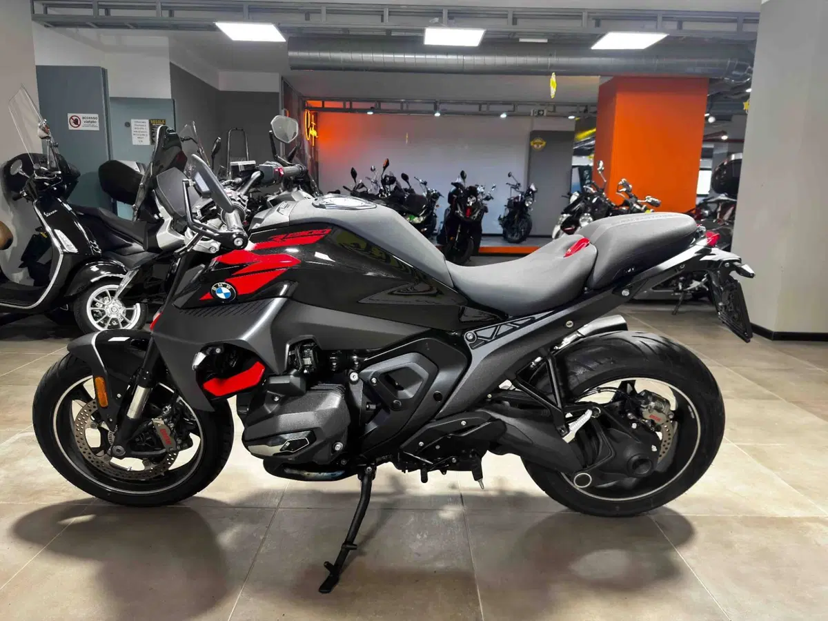Bmw R 1300 R (2026 - 27) (4)