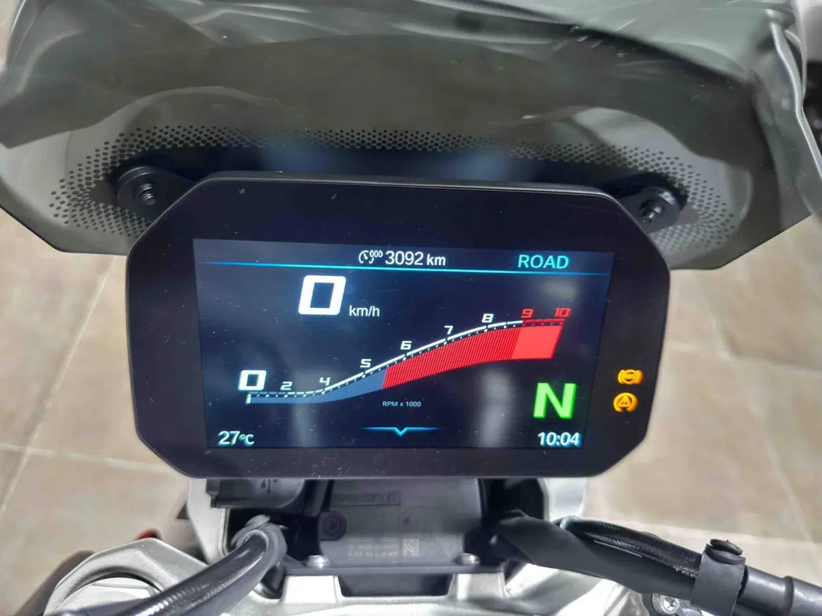 Bmw R 1300 R (2026 - 27) (5)