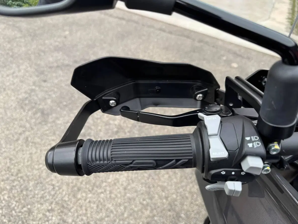 Benelli TRK 702 (2023 - 25) (16)