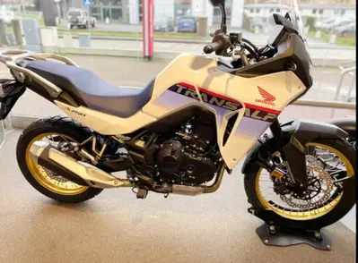 Honda Transalp XL750 (2025) nuova