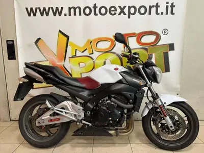 Suzuki GSR 600 (2006 - 11) usata