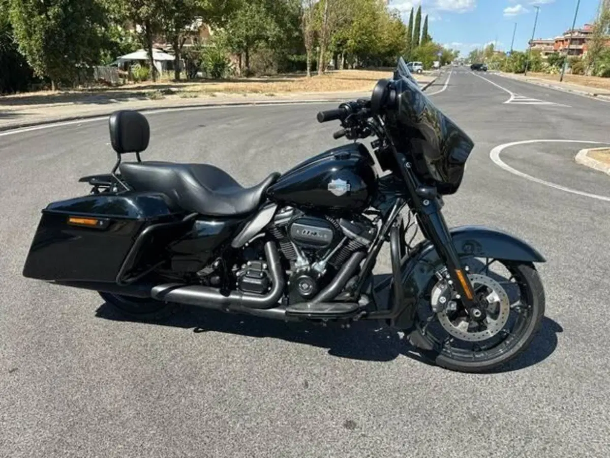 Harley-Davidson 114 Street Glide Special (2019 - 20) - FLHXS (3)
