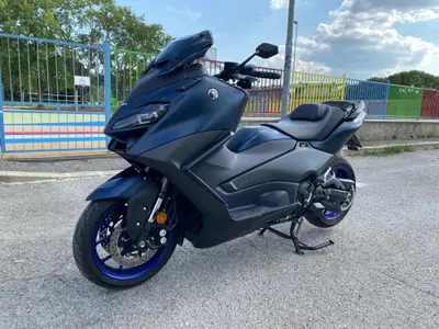 Yamaha T-Max 560 (2022 - 24) usata
