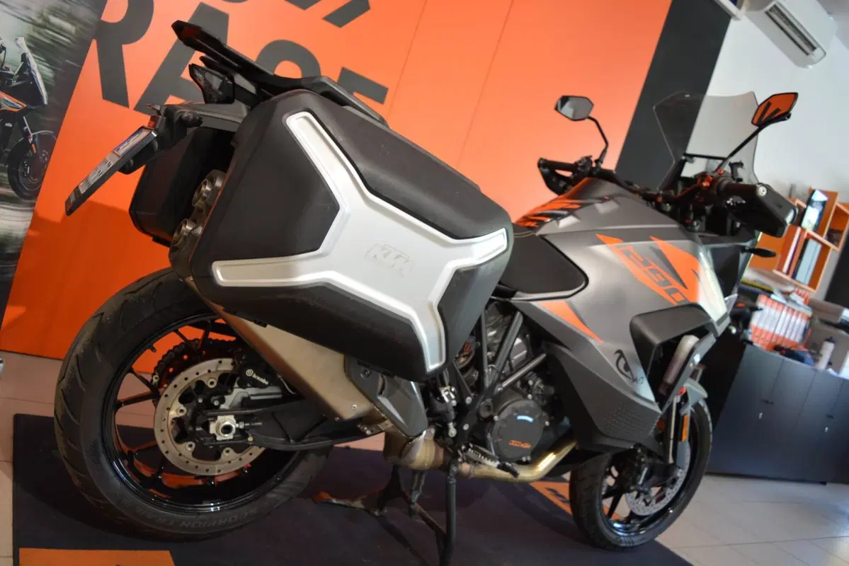 KTM 1290 Super Adventure S (2021 - 25) (4)