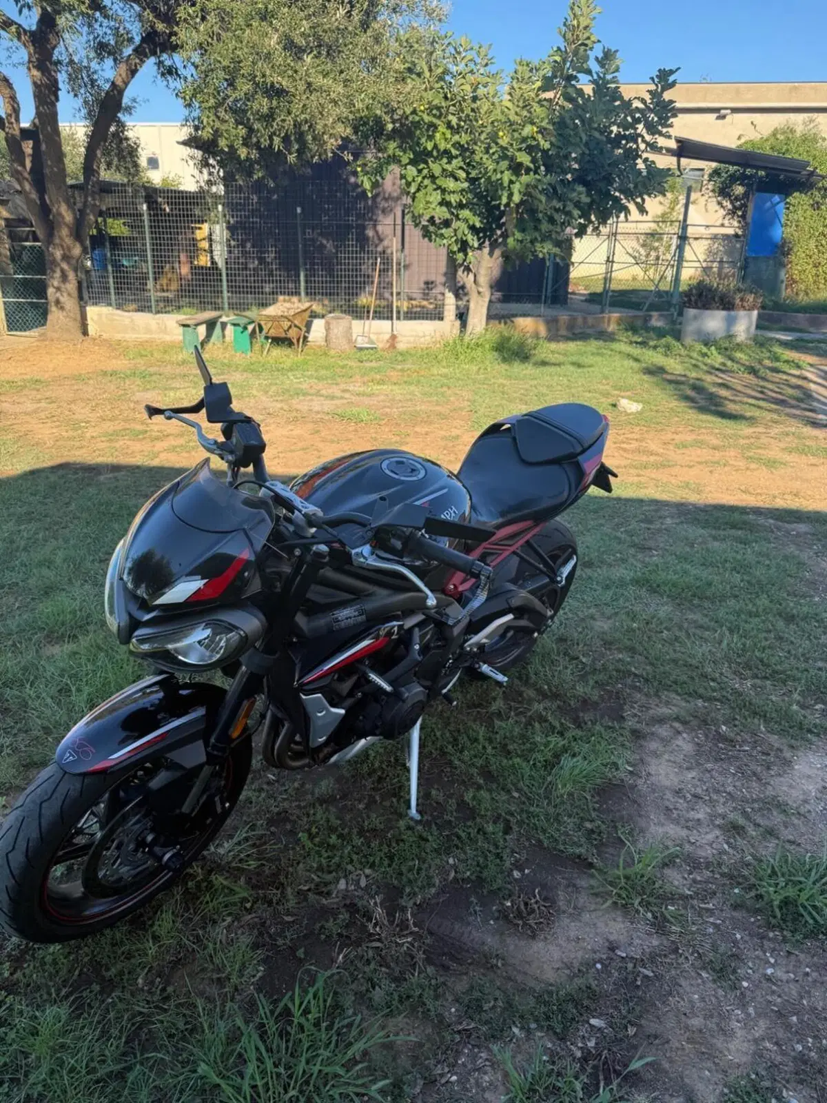 Triumph Street Triple R (2020 - 22) (7)