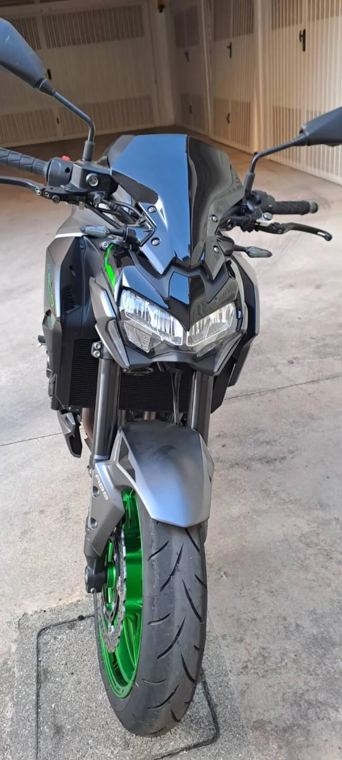 Kawasaki Z 900 (2021 - 24) (3)
