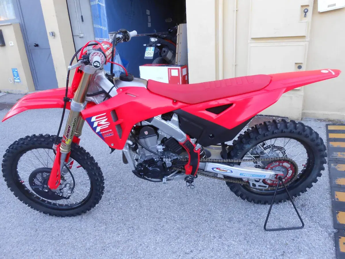 Honda CRF 450R (2025)