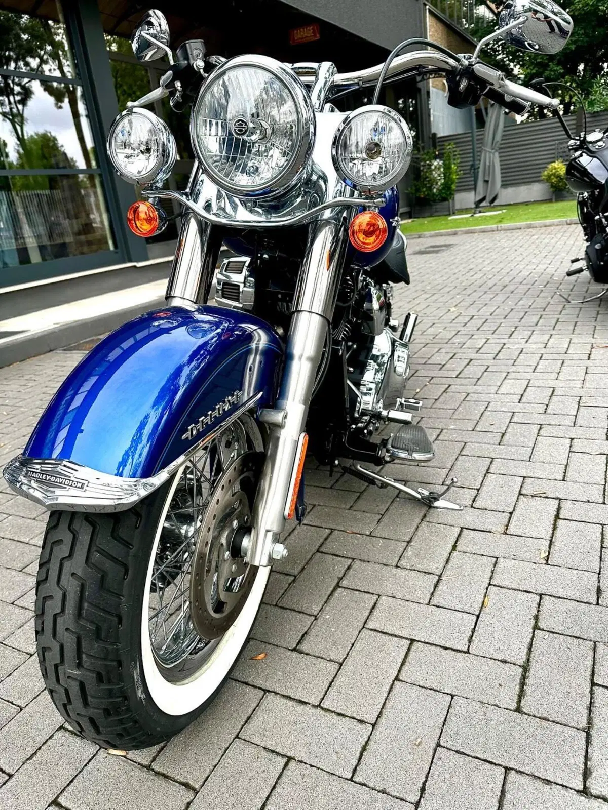 Harley-Davidson 1690 Deluxe (2016 - 17) - FLSTN (5)