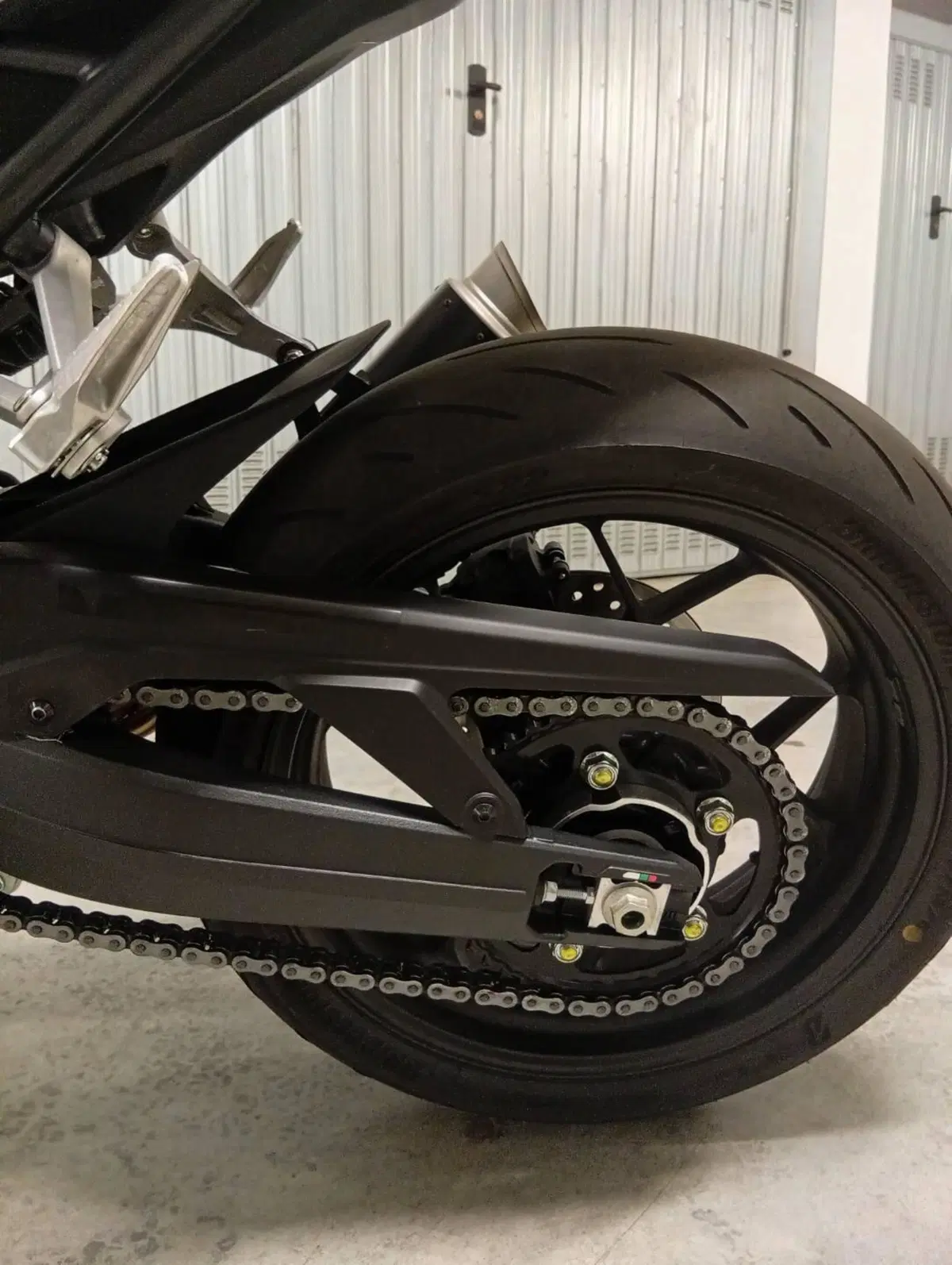 Honda CB 1000 Hornet (2025 - 26) (10)