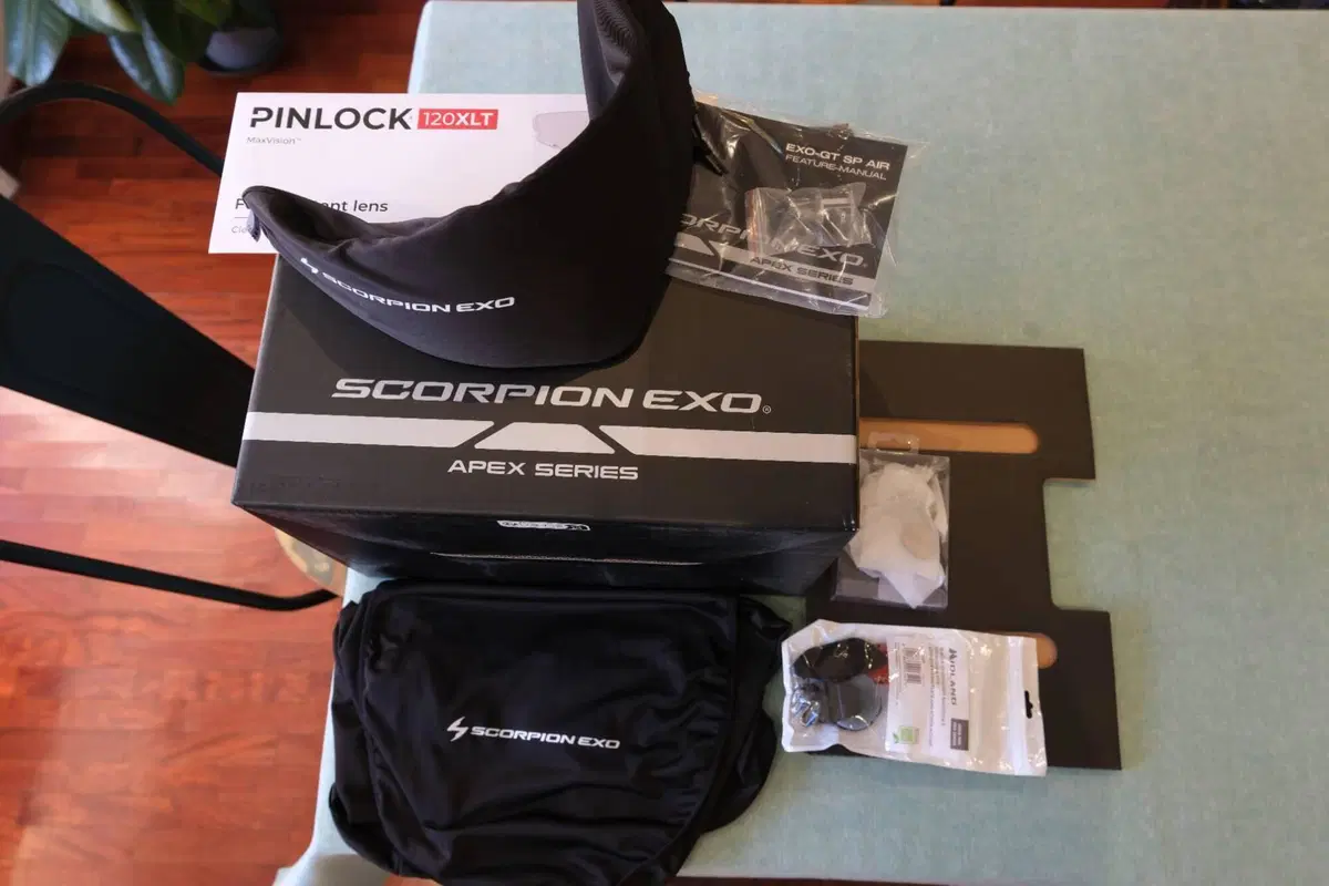 Scorpion EXO-GT SP Air Full Carbon taglia L – 1 us Scorpion Helmets (2)