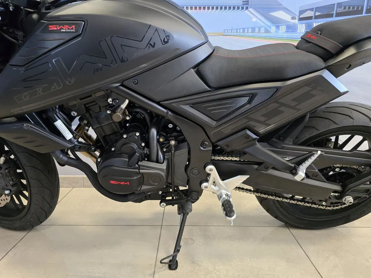 Swm Gran Milano 500 (2026) (9)