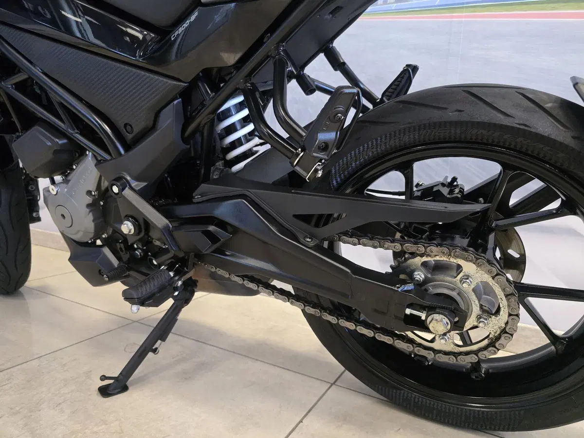 CFMOTO 300NK (2021 - 26) (7)