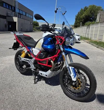 Moto Guzzi V85 TT Evocative Graphics (2021 - 23) usata