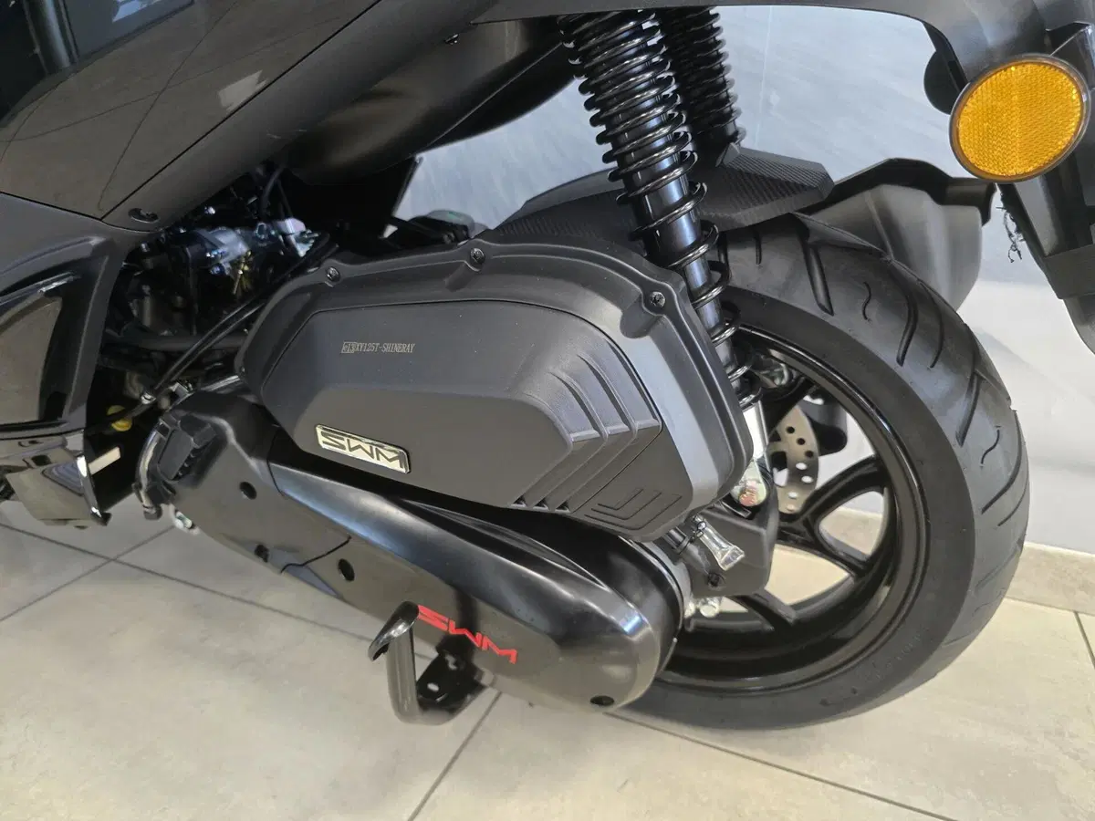 Swm C-Fly 125 (2026) (11)