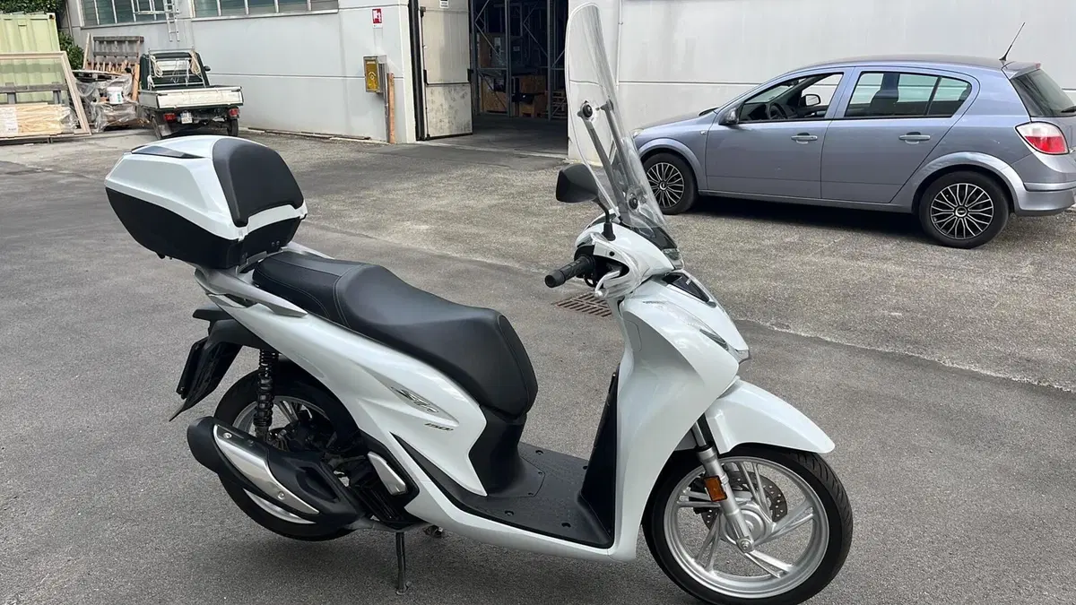 Honda SH 150i (2020 - 23) (11)