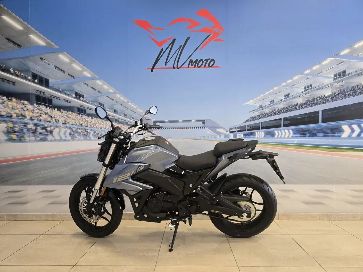 Cyclone Battlo 5S (2025 - 26) (6)