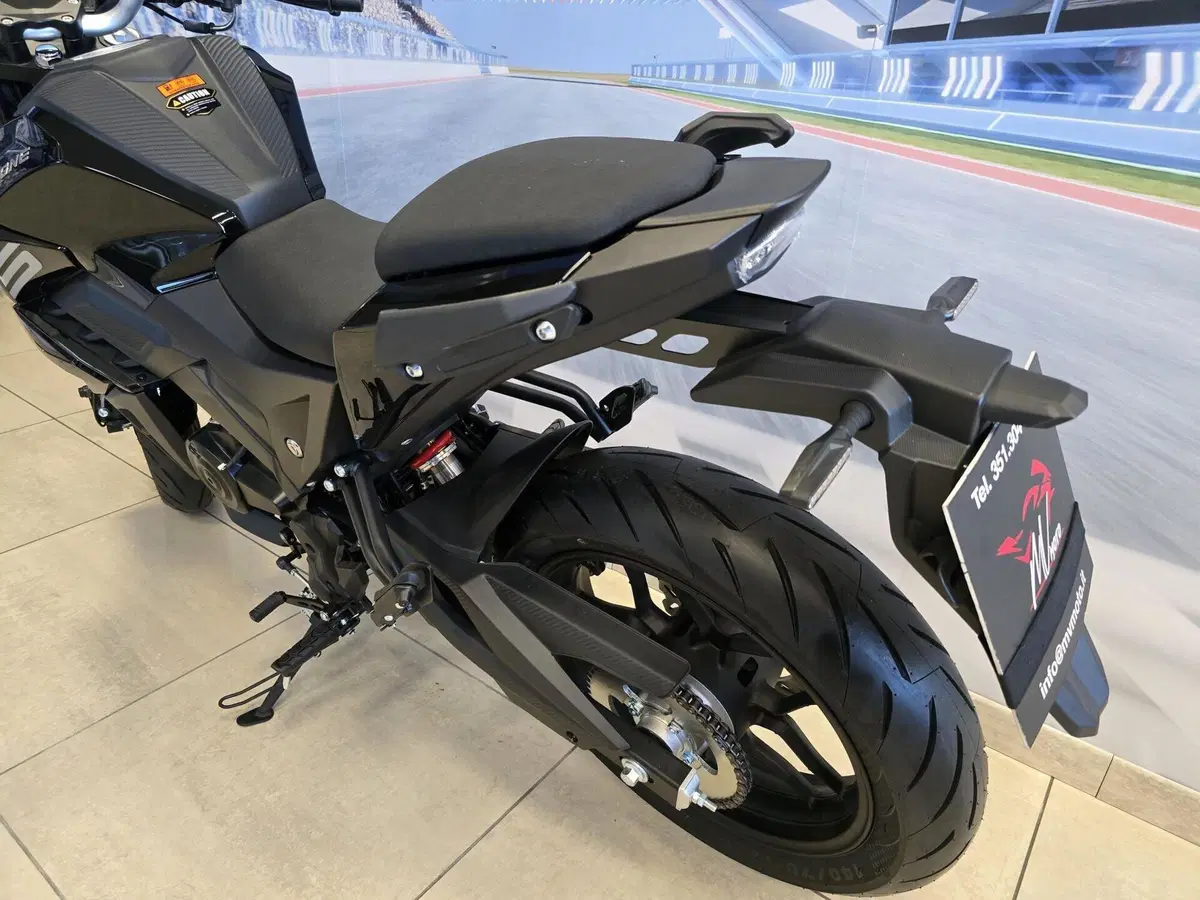 Cyclone Battlo 5S (2025 - 26) (11)