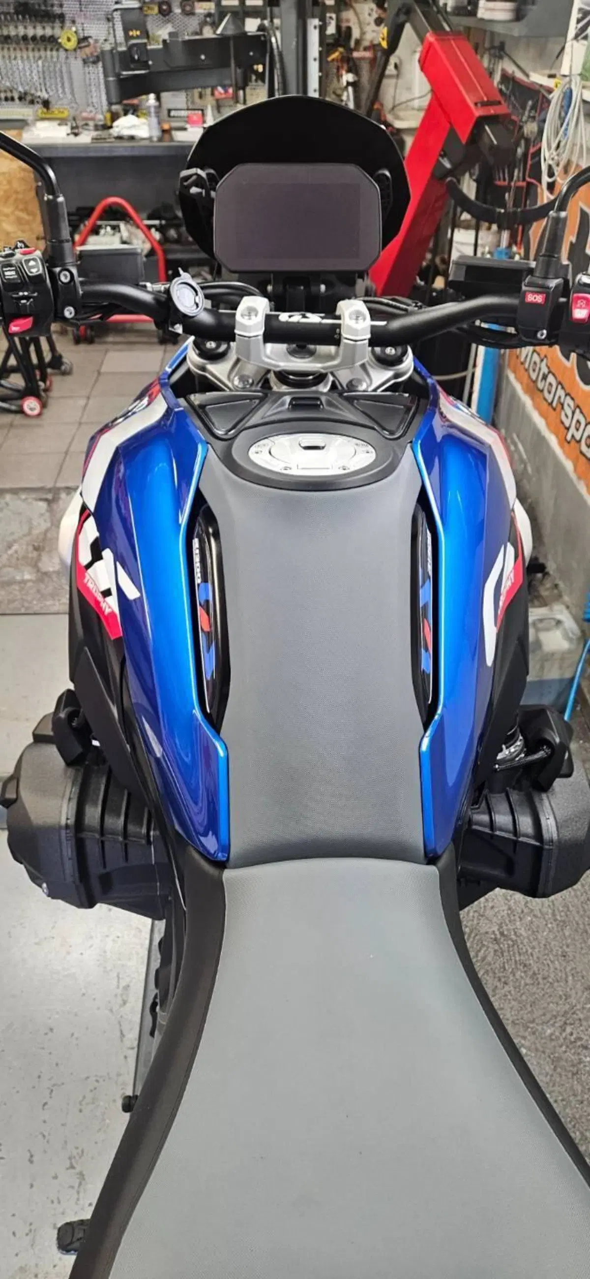 Bmw R 1300 GS Trophy (2023 - 26) (3)