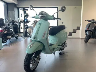 Vespa Primavera 150 (2026) nuova