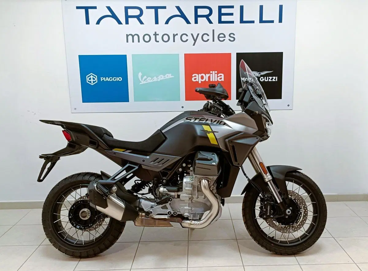 Moto Guzzi Stelvio (2024 - 26) (2)