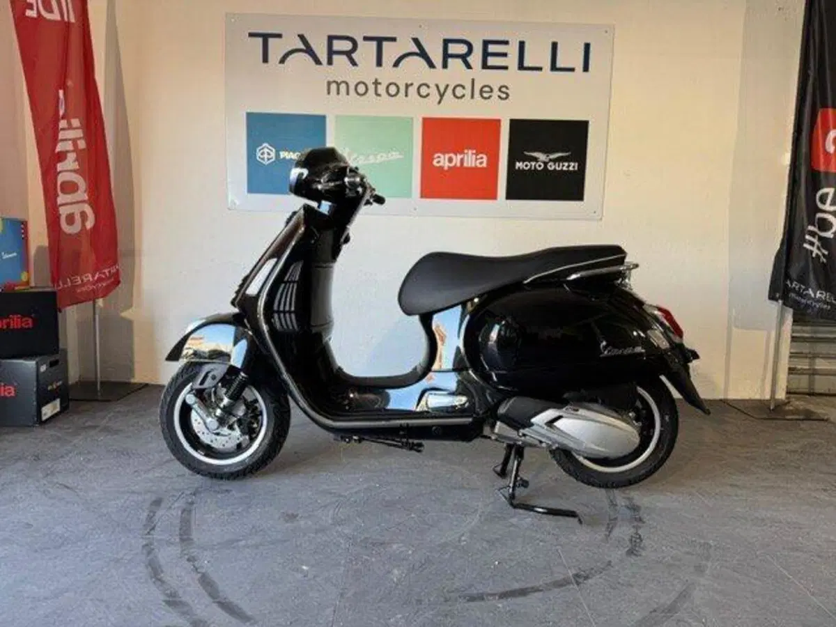 Vespa GTS 310 Super (2025 - 26) (2)