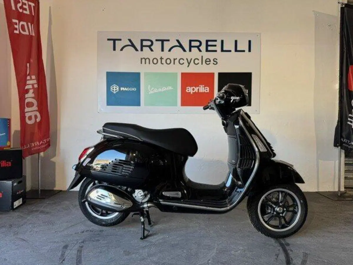 Vespa GTS 310 Super (2025 - 26) (3)