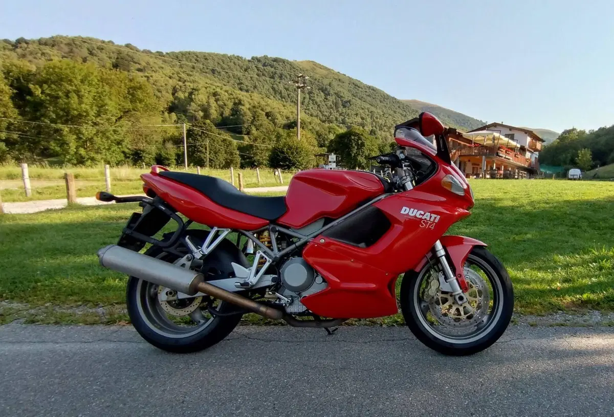 Ducati ST4 (2003)
