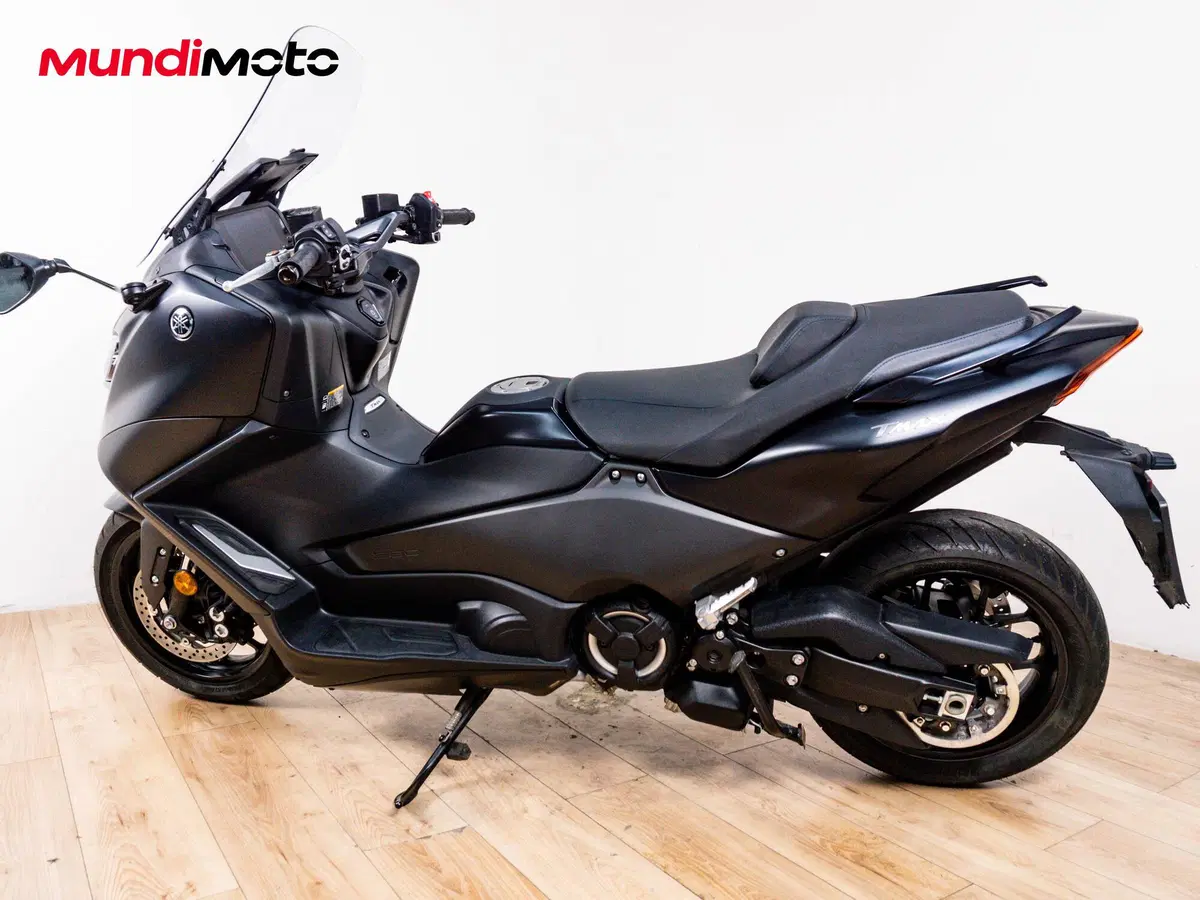 Yamaha T-Max 560 (2025 - 26) (7)