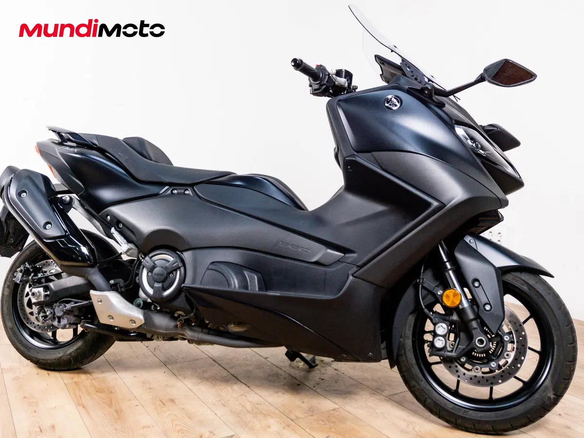 Yamaha T-Max 560 (2025 - 26) (2)