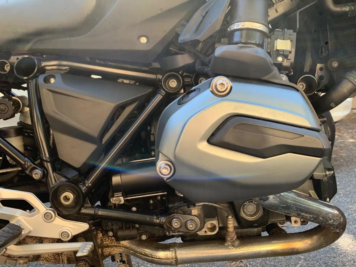 Bmw R 1200 R (2017 - 18) (12)