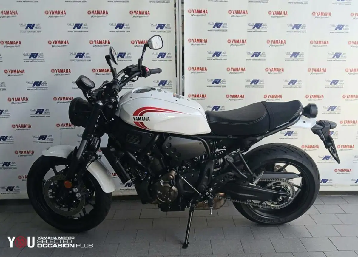 Yamaha XSR 700 (2022 - 26) (2)