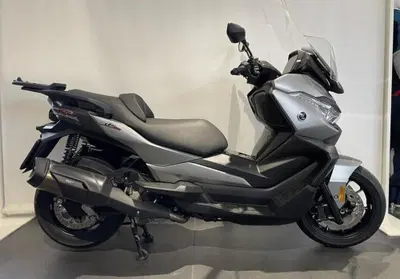 Voge Sfida SR4 MAX (2024 - 26) usata