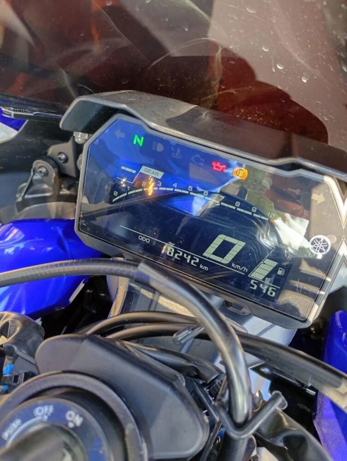 Yamaha YZF R7 (2021 - 25) (10)