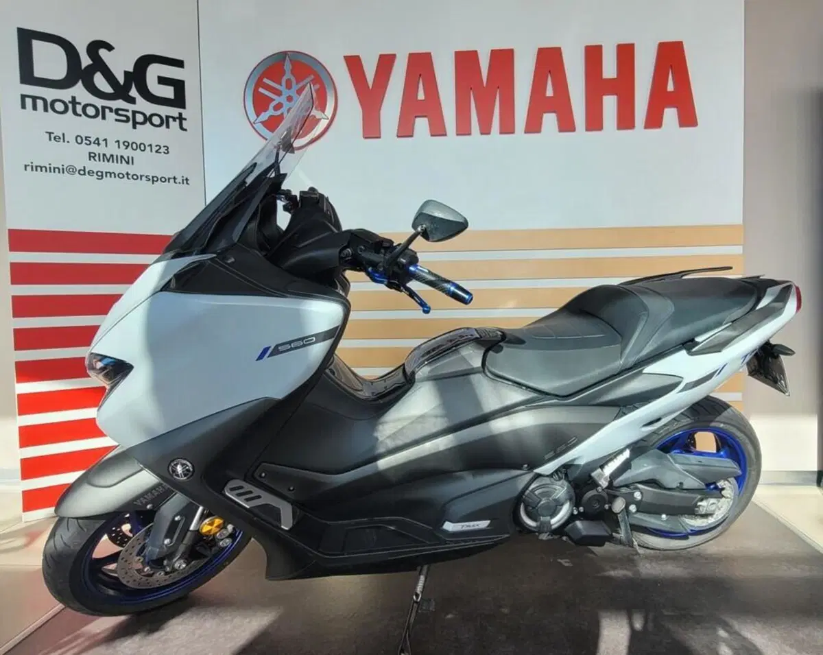Yamaha T-Max 560 (2020 - 21) (2)